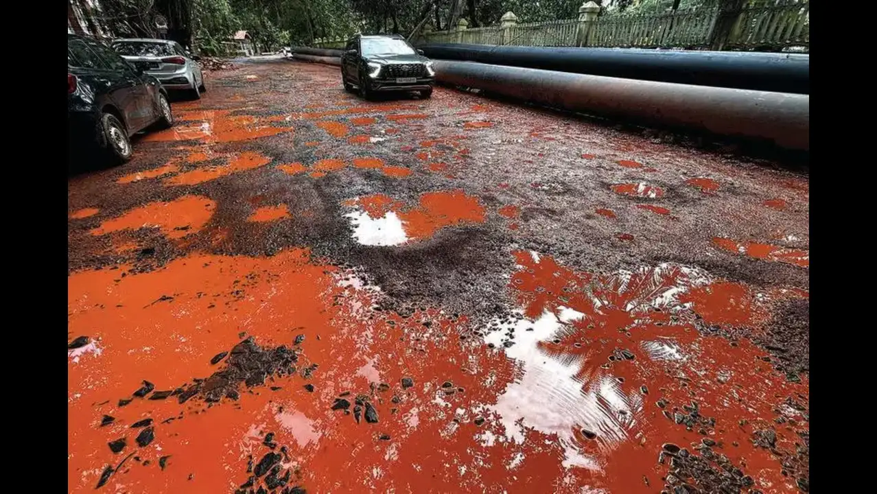 Goa PWD Issues Notices to 29 Contractors Over Faulty Road Work