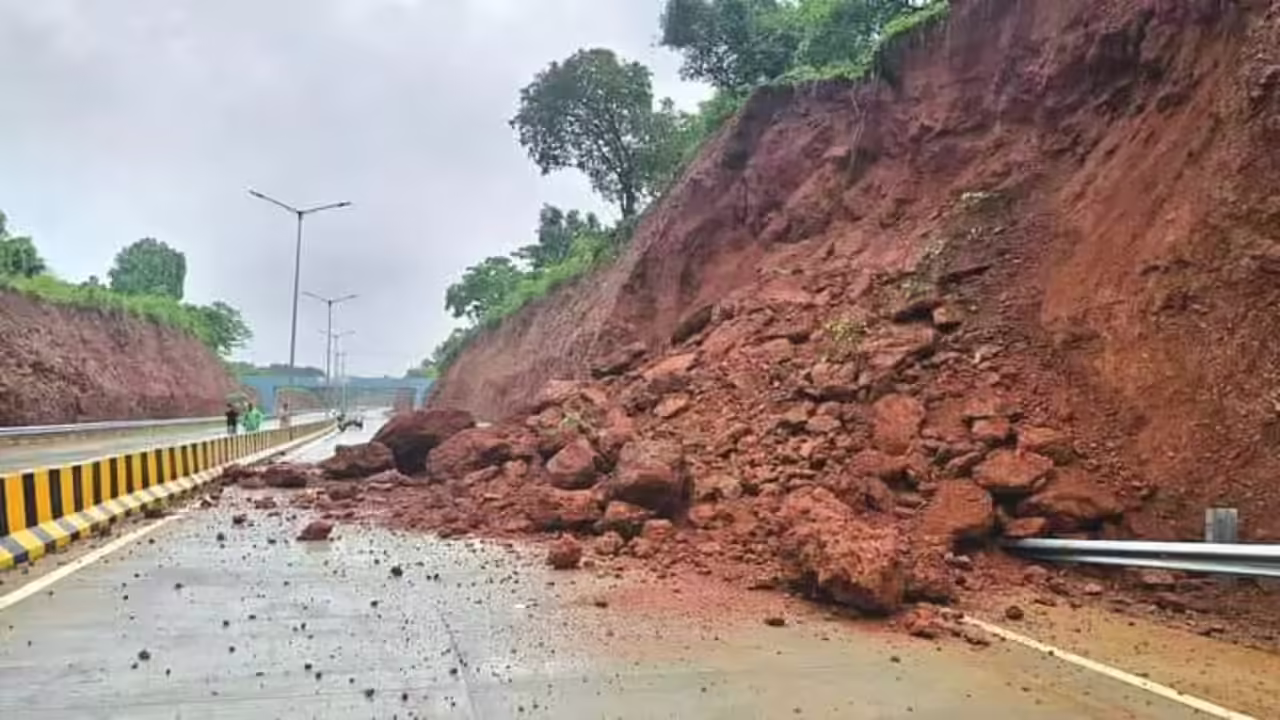 Landslide on Vathadev-Valshi Bypass Raises Safety Concerns Amid Heavy Rains