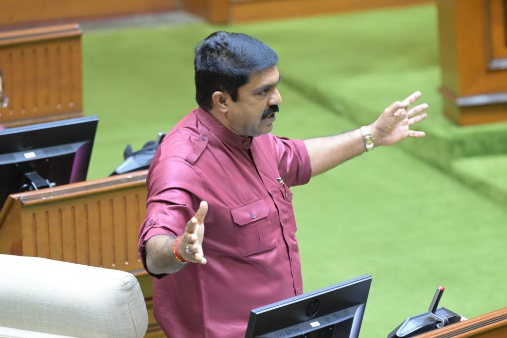 The current image has no alternative text. The file name is: Sardesai-Slams-Mhadei-Committee-Over-Inaction-on-Water-Diversion-Video.jpg