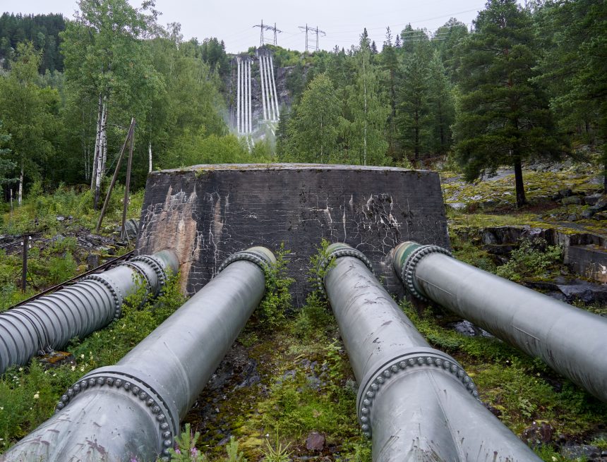 Pipeline Burst Near Ugave Mauli Temple Causes Major Water Wastage.
