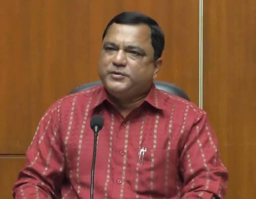 Industries Minister Urges Youth to Gain Private Sector Experience